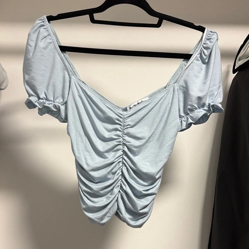 Reformation Cropped Ruched Mineral Blue Top Fallow - Picture 2 of 4